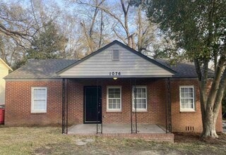 Building Photo - 1076 Carlisle Ave