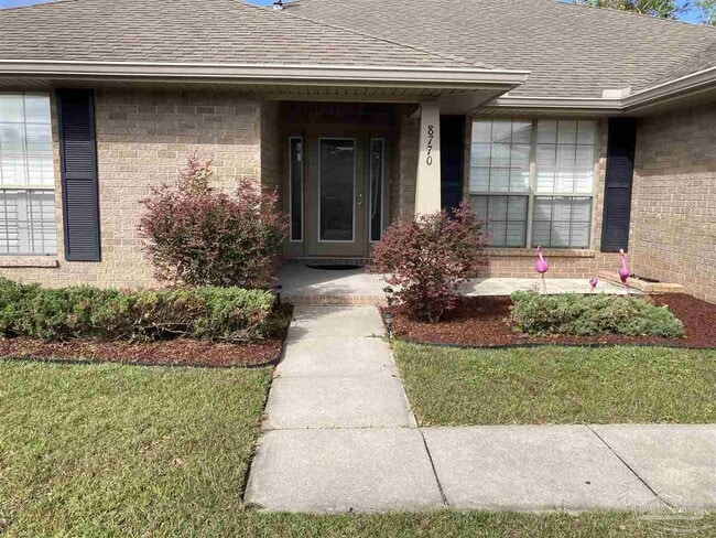 Foto del edificio - 8770 Kennedy Dr