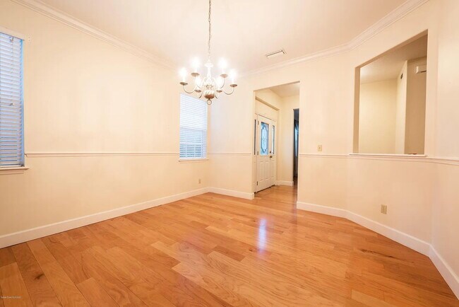 Foto del edificio - Spacious 4 bedroom house with 2.5 baths in desirable gated LaCita neighborhood