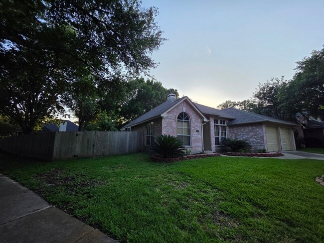 Building Photo - 1715 Diamond Brook Dr