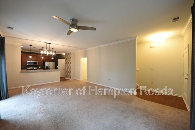 Foto del edificio - 1407 Rollesby Way