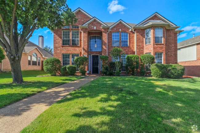 Building Photo - 2209 Micarta Dr