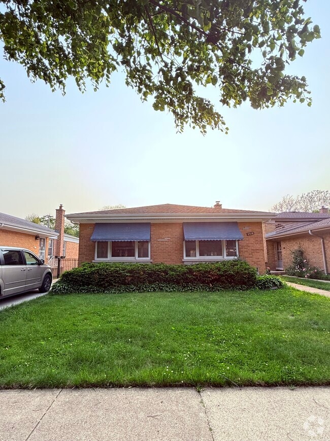 Building Photo - 7518 Keeler Ave
