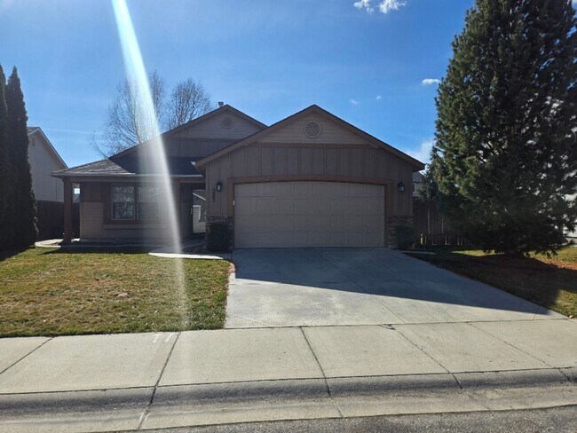 Foto del edificio - Lovely Meridian Home