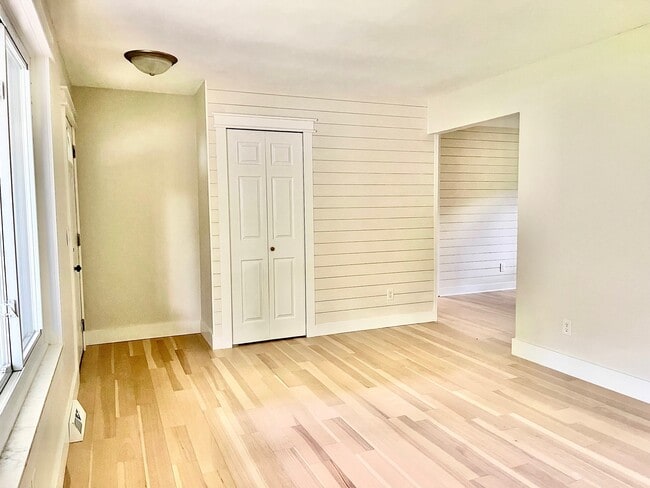 Foto del edificio - 8343 Atlas Dr