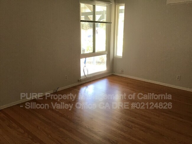 Building Photo - 1425 Firebird Way