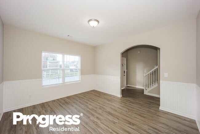 Building Photo - 454 Boxelder Rd