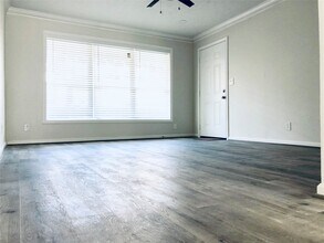 Building Photo - 2531 Watts St