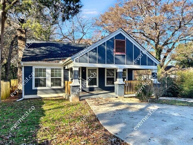 Building Photo - Charming 3-Bedroom, 2-Bathroom Home / Pet-...