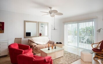 Building Photo - 2601 S Roosevelt Blvd