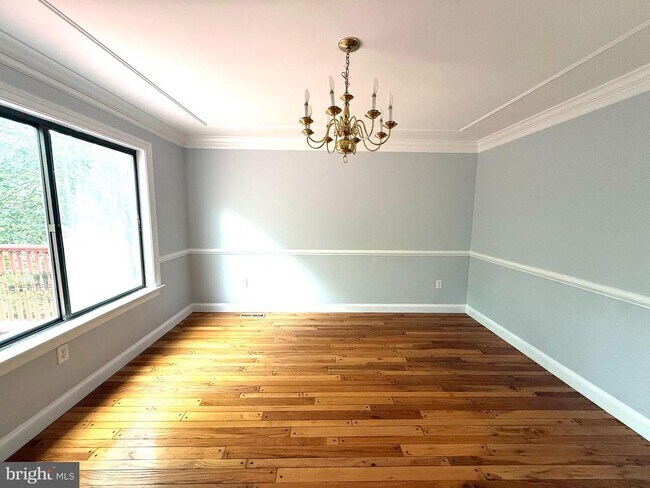 Foto del edificio - 7811 Wendy Ridge Ln