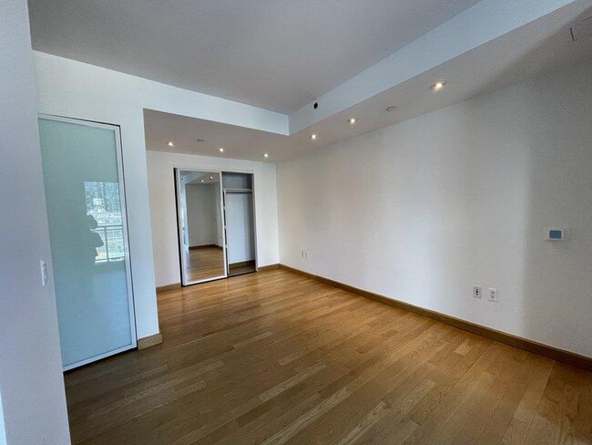 Building Photo - 1 bedroom in New York NY 10018