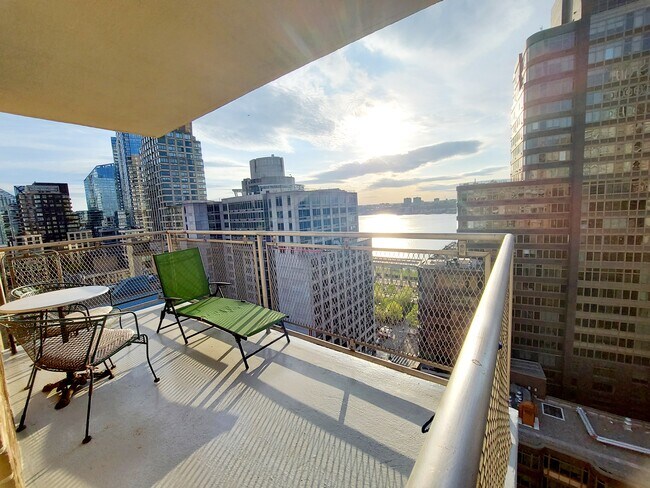 Building Photo - 303 W 66th St