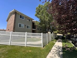 Building Photo - 1557 W 200 S