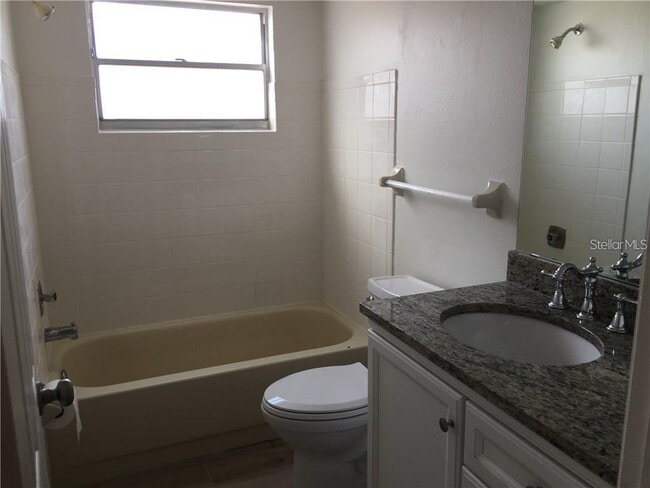 Foto del edificio - 8484 Belmont Rd