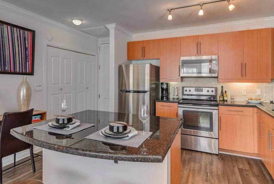 Foto principal - 2901 Cityplace W Blvd