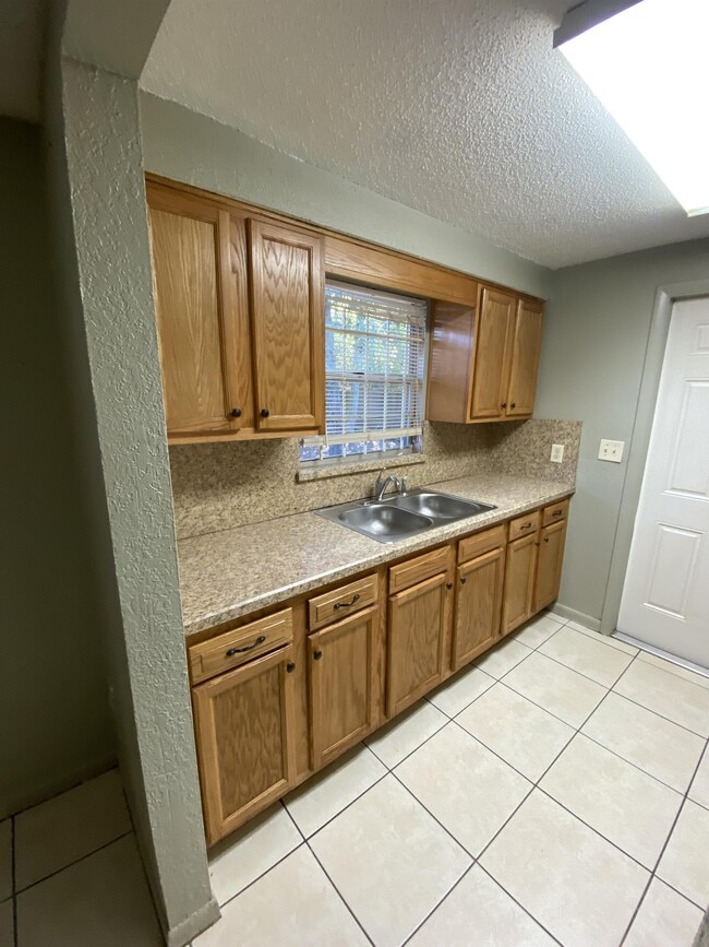 Photo - 7623 John F Kennedy Dr E House