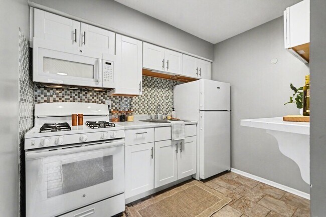 Foto del edificio - 2727 Madelyn Dr SW