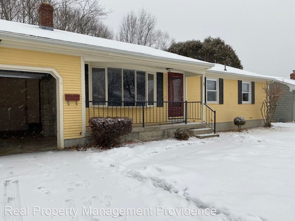 Foto principal - 4 br, 2 bath House - 55 Swallow Drive