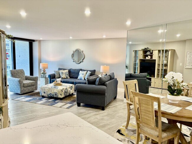 Building Photo - South Seas