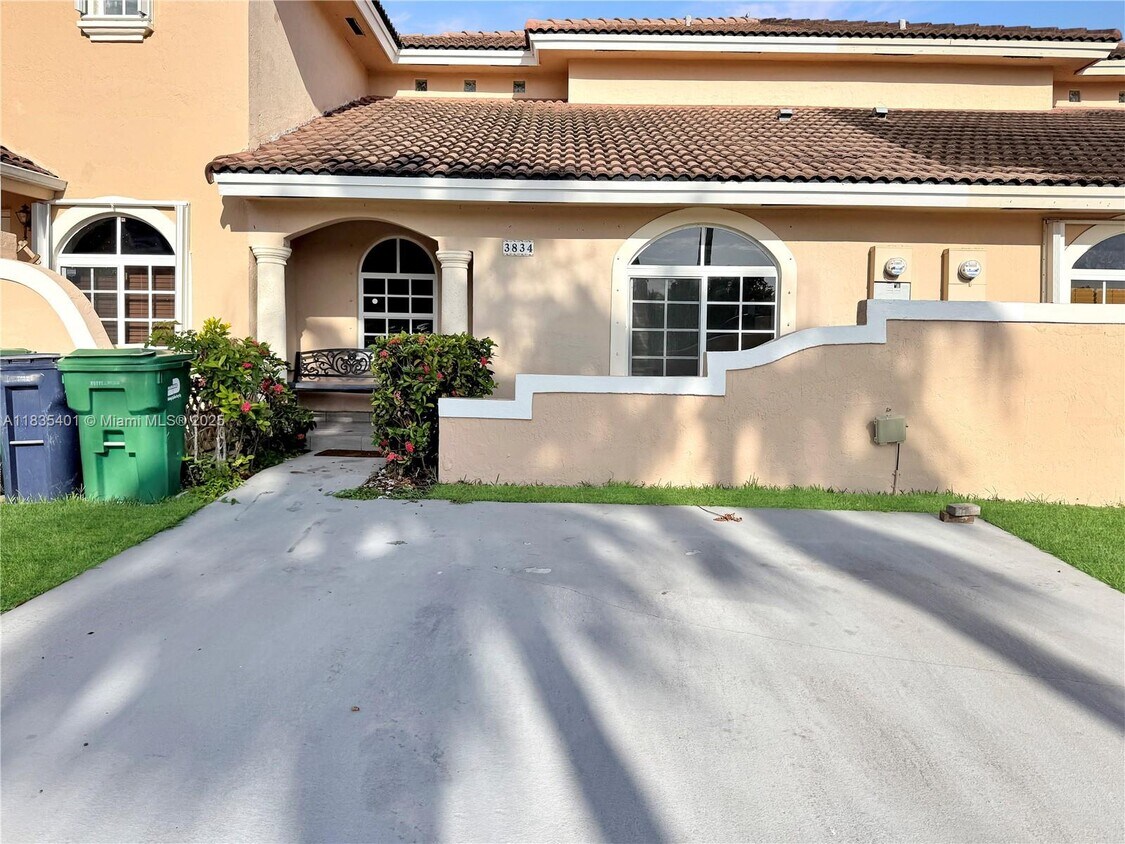 Foto principal - 3834 SW 153rd Pl