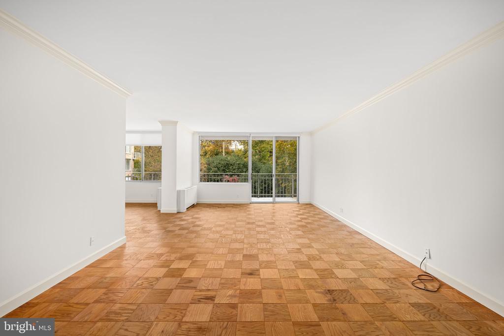 Primary Photo - 4100 Cathedral Ave NW