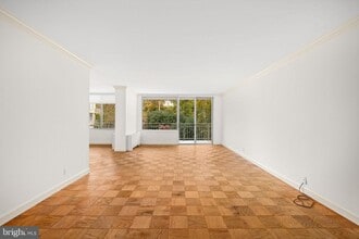 Building Photo - 4100 Cathedral Ave NW