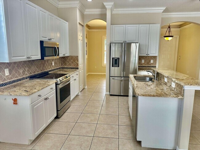 Foto del edificio - 635 SW Indian Key Dr