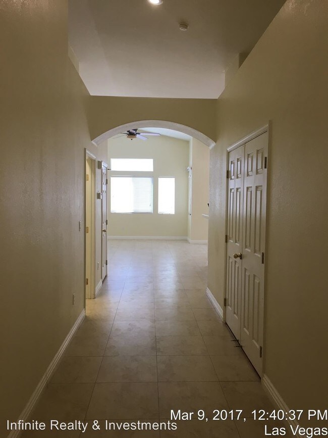 Foto del edificio - 5225 S Tee Pee Ln
