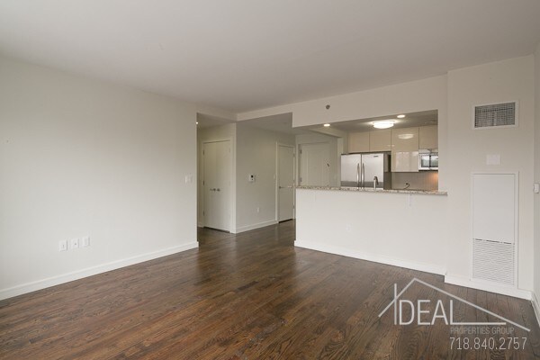 Foto principal - 1560 Fulton St