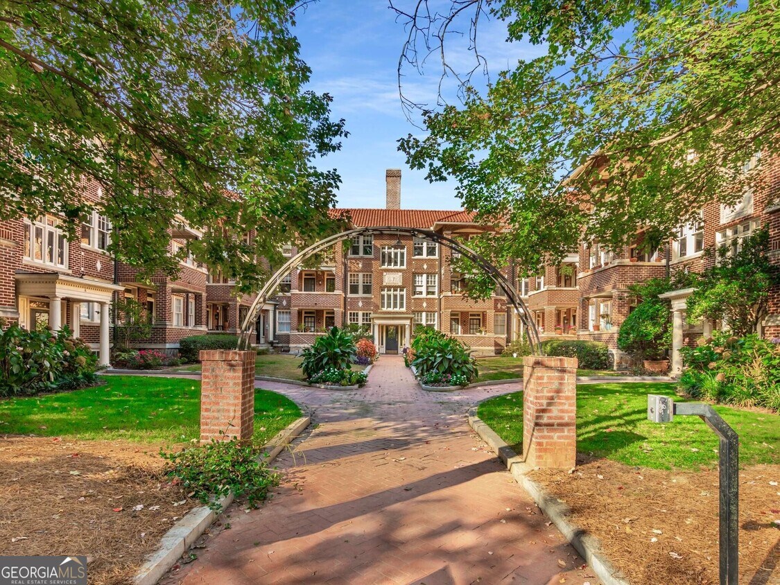 198 Ponce De Leon Ave NE Unit D7, Atlanta, GA 30308 Condo for Rent in