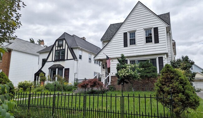 Foto del edificio - 81 Knox Ave