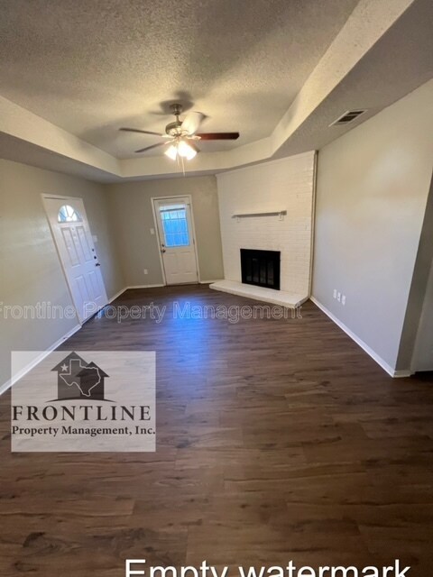 Building Photo - 3/2/2 Duplex- North Richland Hills - Bike ...