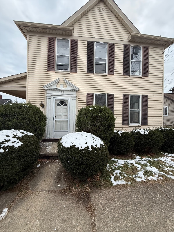 Building Photo - 109 College Ave