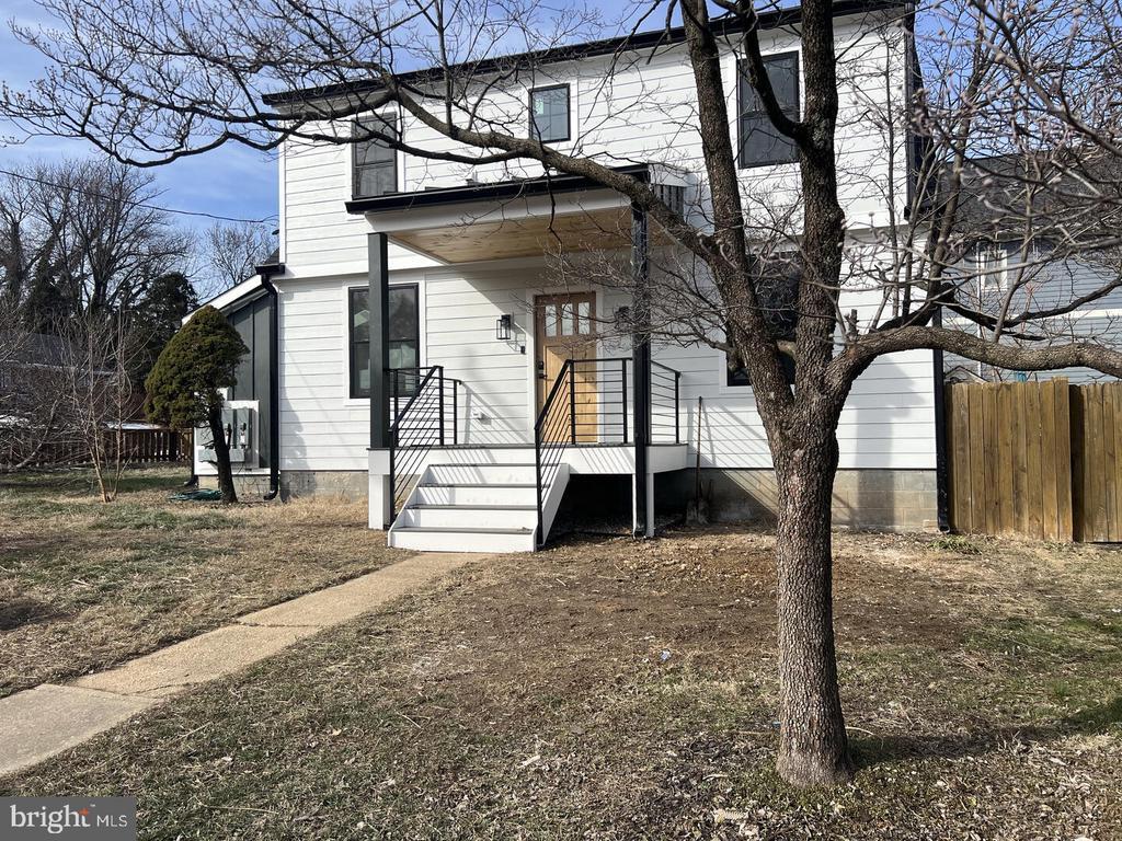 Primary Photo - 5141 19th Rd N