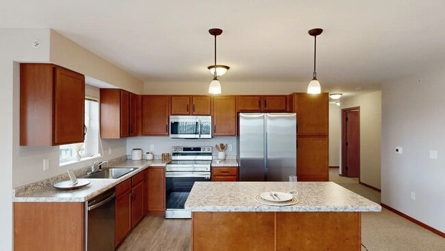 Building Photo - The Club at Heritage