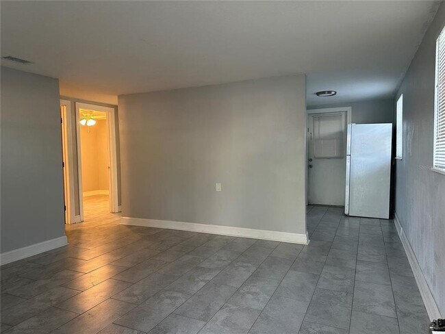 Foto del edificio - 461 89th Ave N