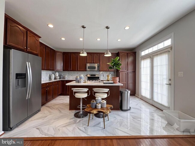 Building Photo - 5609 Faircloth Ct