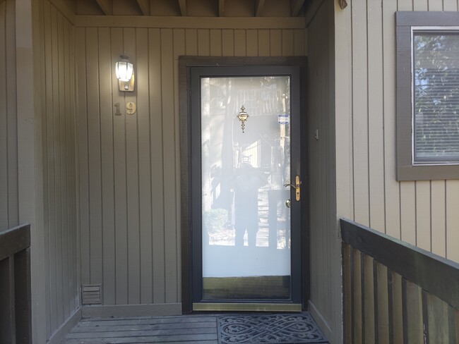 Building Photo - 516 Green Mountain Cir