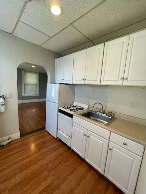Building Photo - 26 Jenks St