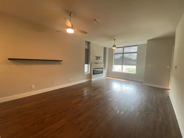 Foto del edificio - 13229 Goodland St