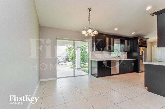 Foto del edificio - 8064 Winged Foot Dr