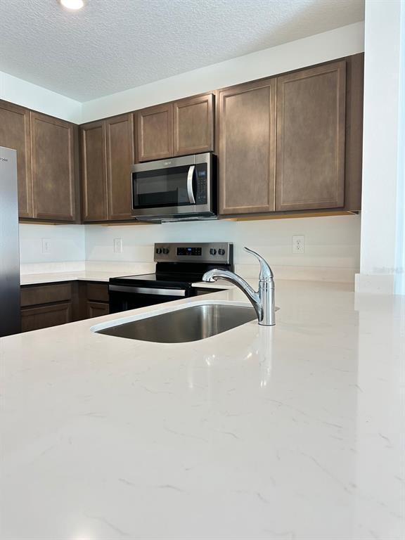 Foto del edificio - 31206 Midnight Sun Wy