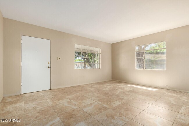 Foto del edificio - 3506 E Piccadilly Rd