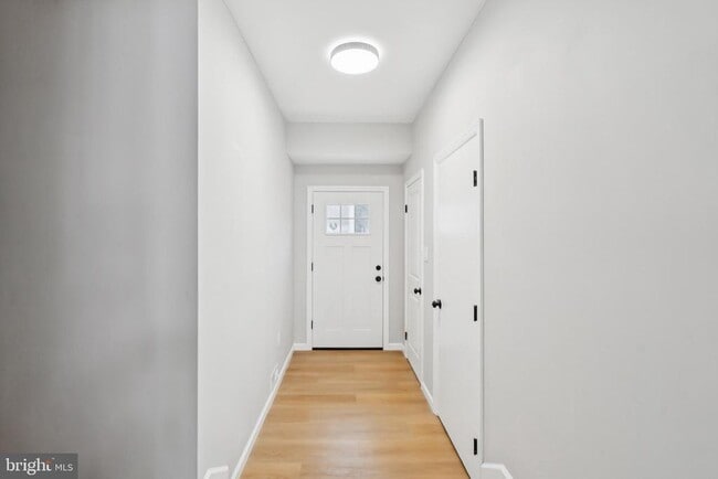 Foto del edificio - 31 Acorn Ct