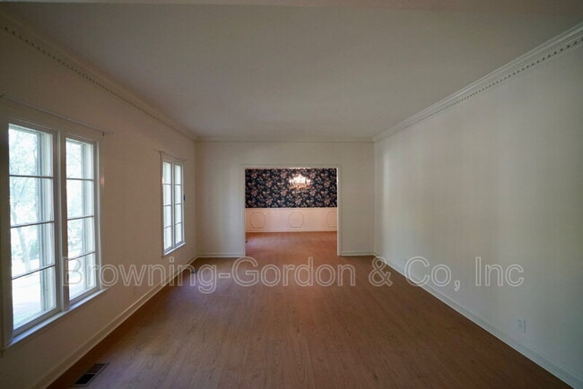 Building Photo - 5345 Green Valley Ct