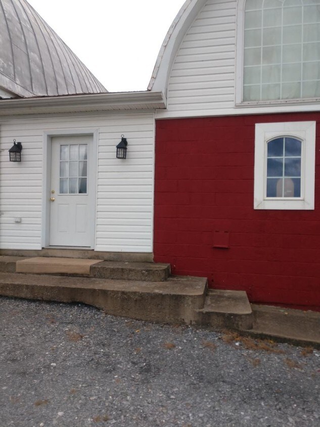 11602 Haughs Church Rd, Keymar, MD 21757 Apartments in Keymar, MD