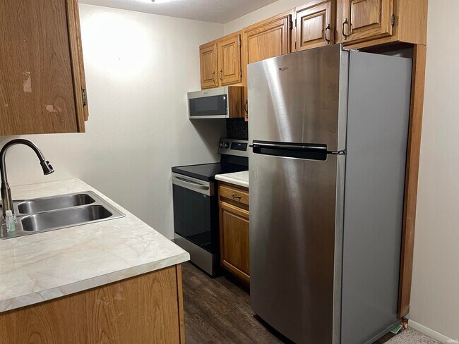 Foto del edificio - 2937 Westbrook Dr