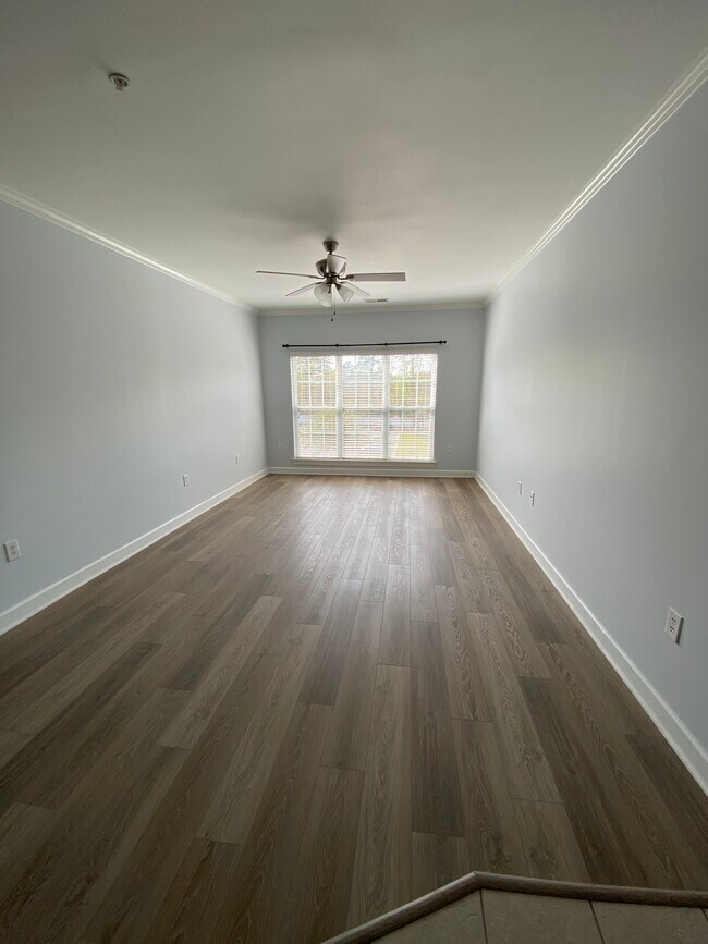 Foto del edificio - 2820 Bloomfield Ln