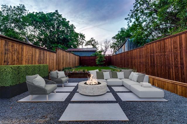 Foto del edificio - 2315 Hawthorne Ave